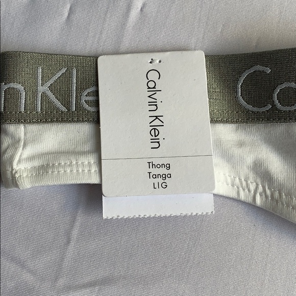 Calvin Klein Thong - Picture 4 of 8